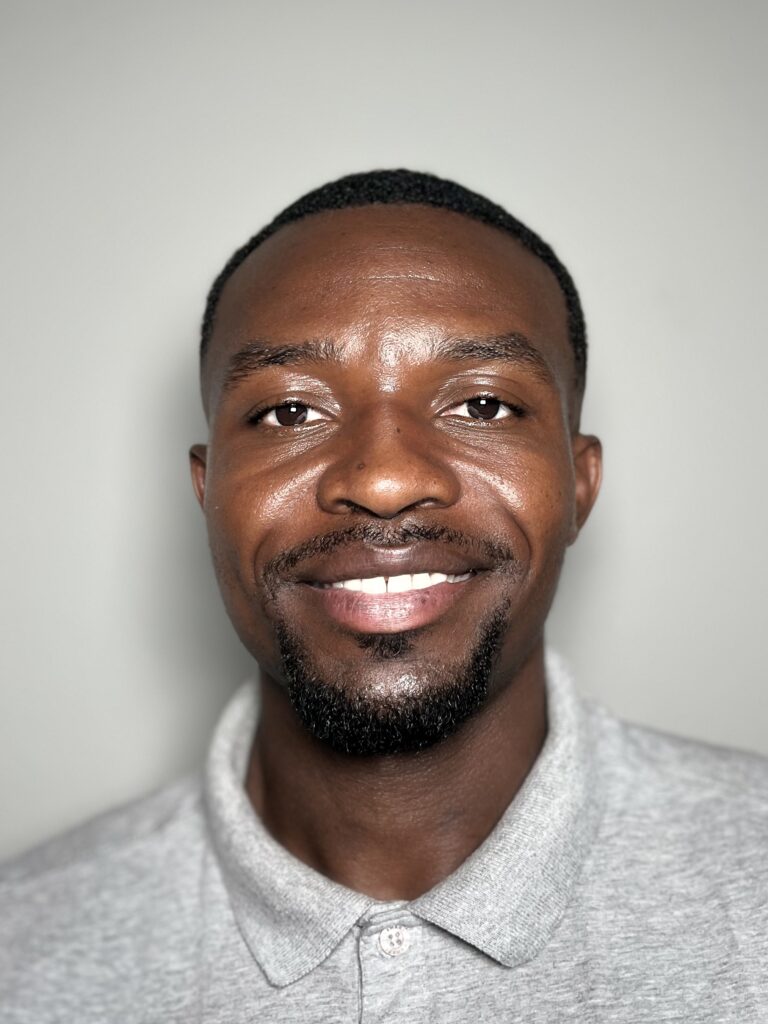 Abraham Seaneke- TheSeanCast